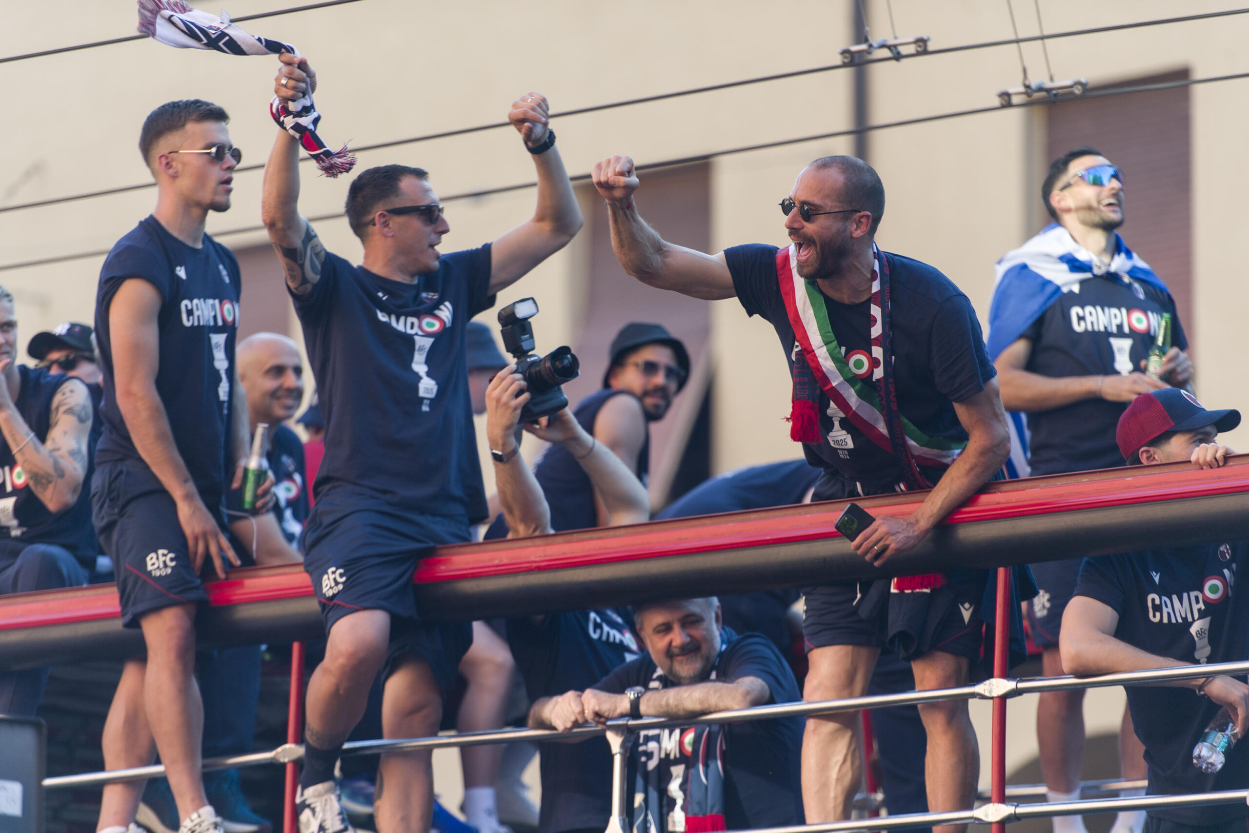 Napoli, doppio colpo dal Bologna? Affare da 70 milioni